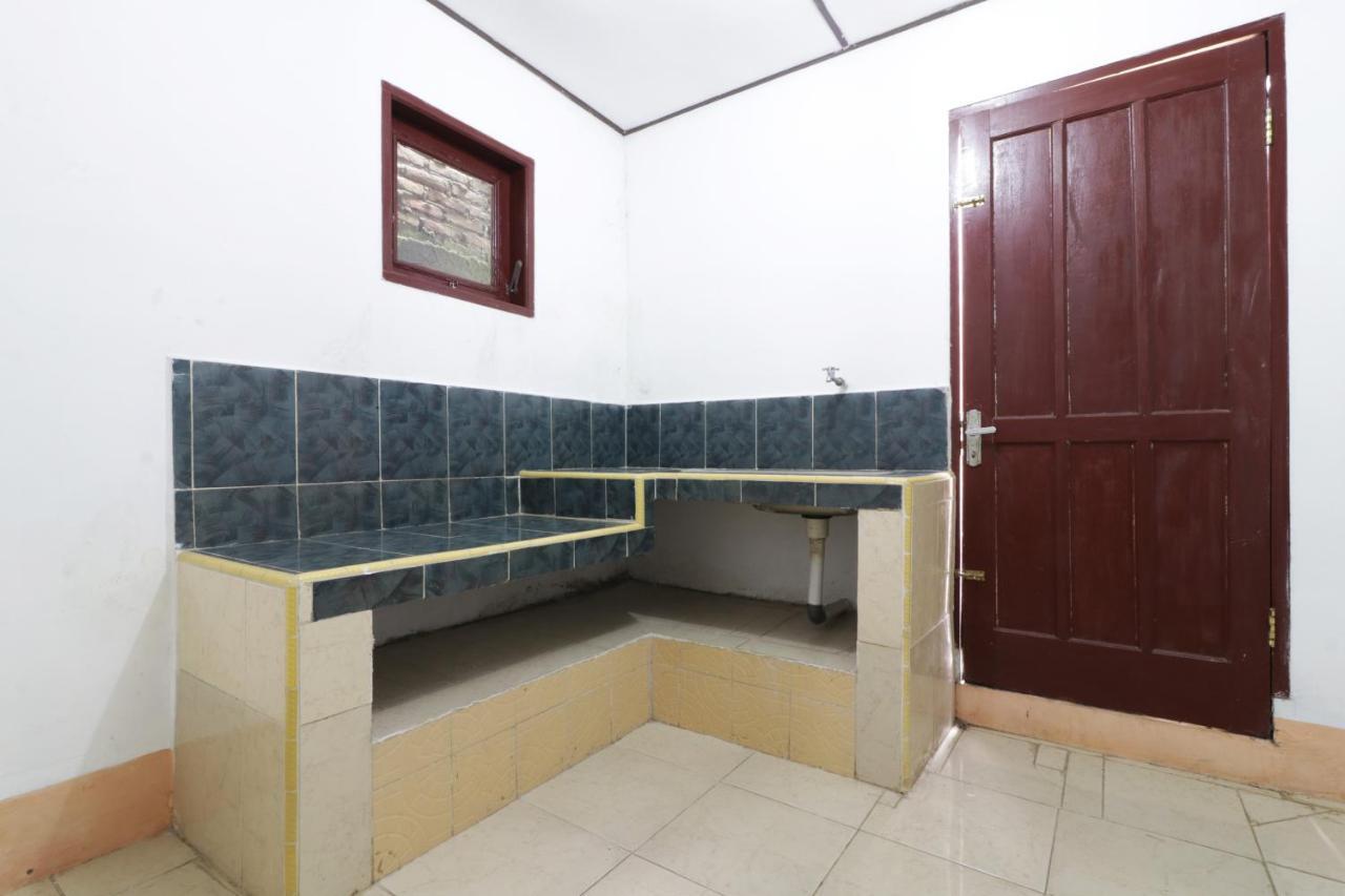 Villa Keluarga Bre Batunanggar Berastagi Exterior foto